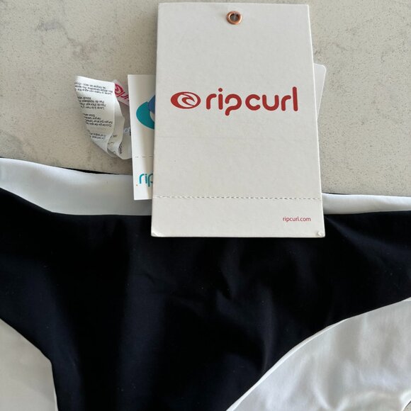 Rip Curl Hipster Cheeky Cut Bottoms - Size Small - NWT - Picture 6 of 7